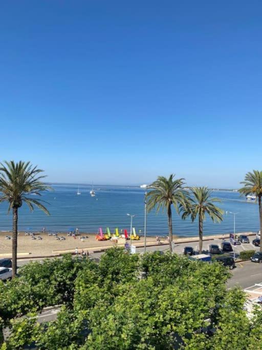 Primera Linea De Mar Y Playa Roses Exteriér fotografie